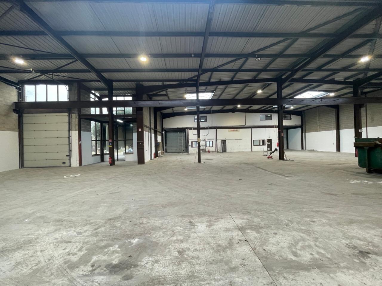 Location Local d'activité Le Thillay OLACT2638112