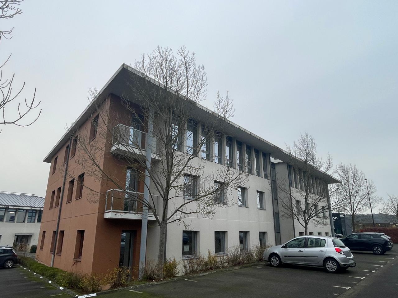 Location Bureau Pacé OLBUR2535099