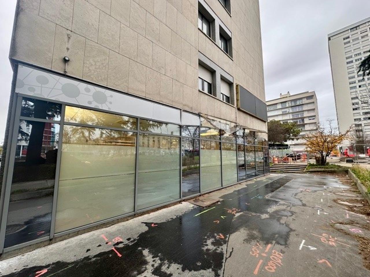 Location Bureau Tours OLBUR2537525