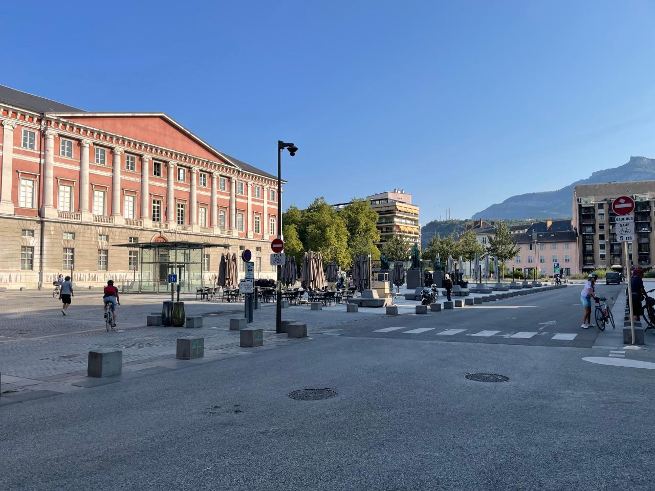 Location et Vente Commerce Chambéry OCCOM2535320