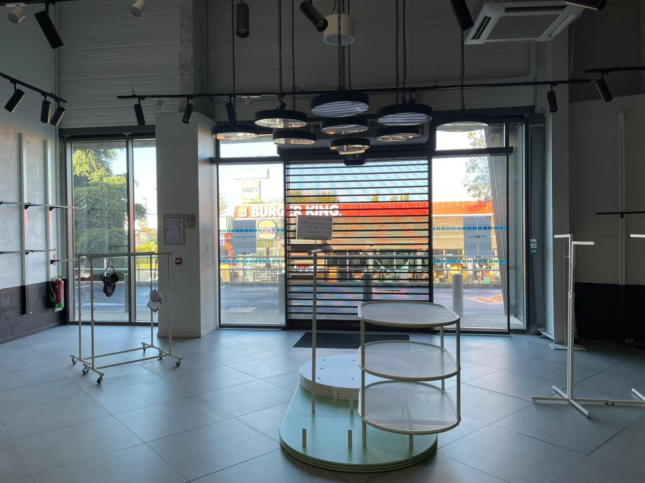 Location Commerce Herblay OLCOM2638162